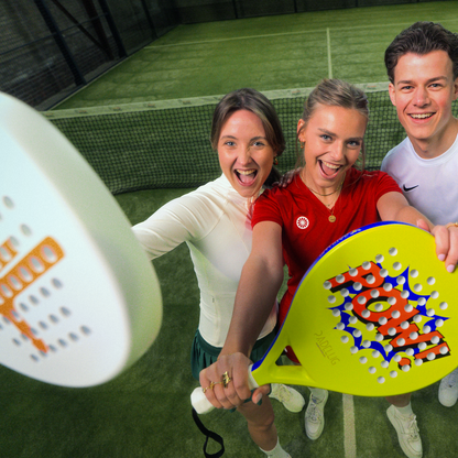 Padelracket Padellig Full Carbon Loser edition – Inclusief tas & 3 ballen